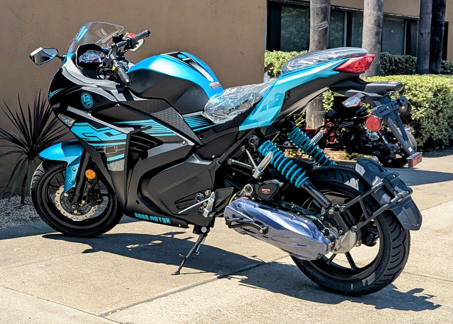 CRT Boss Motor Dragon 200 DF200SST