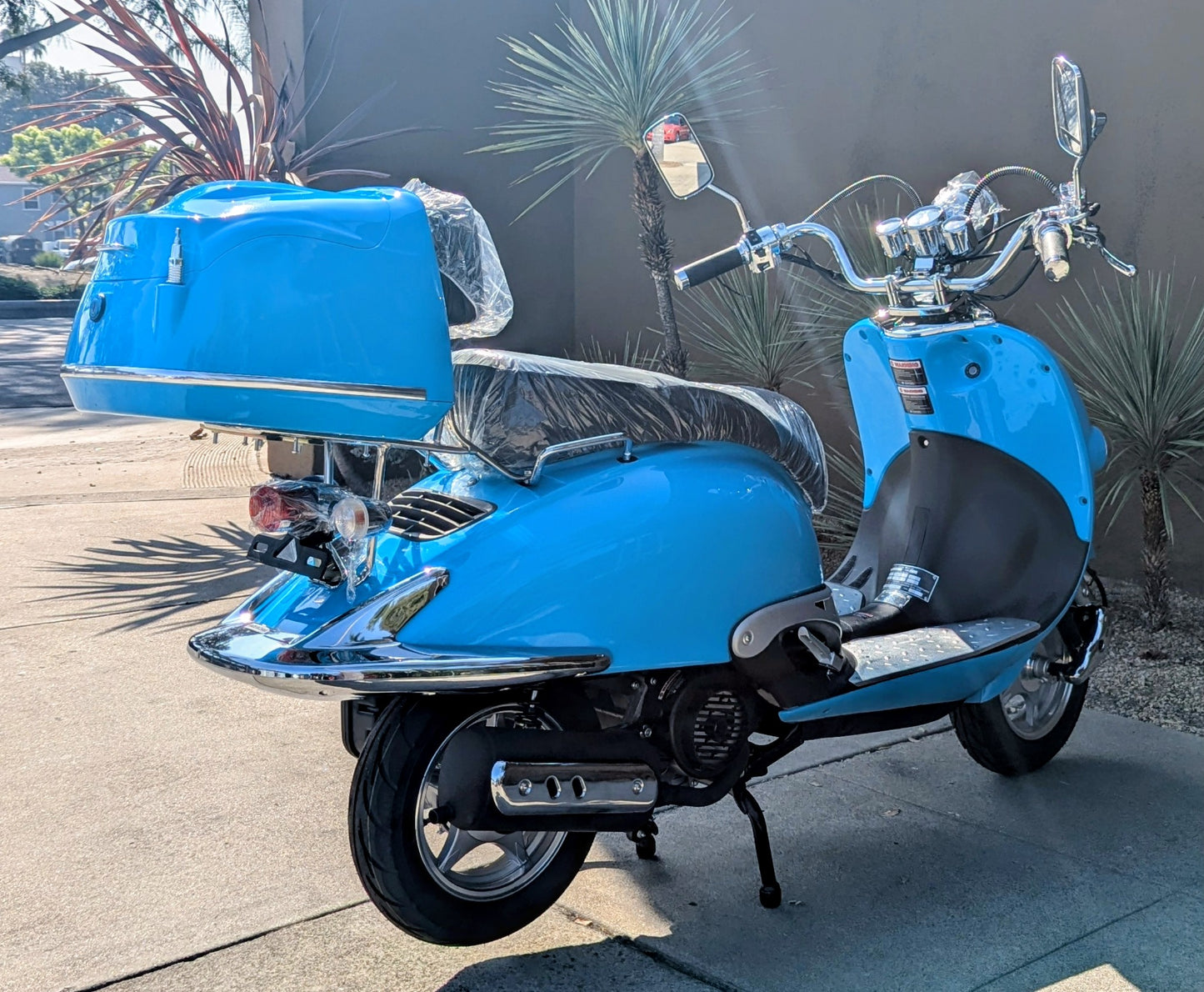 L7 Bartlett 150cc Retro Gas Scooter