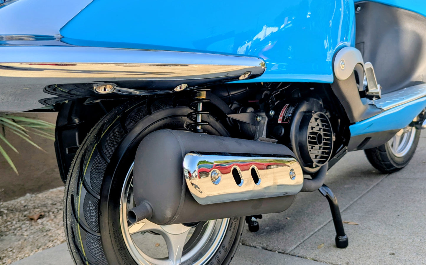 L7 Bartlett 150cc Retro Gas Scooter