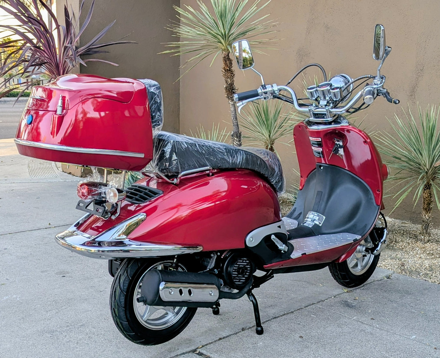 L7 Bartlett 150cc Retro Gas Scooter