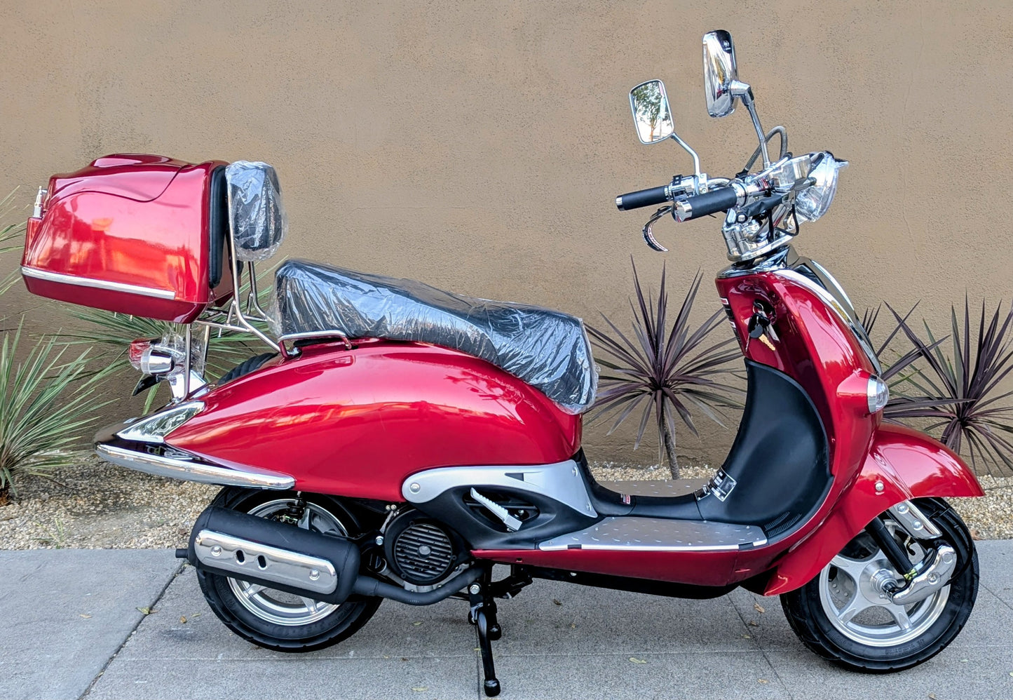 L7 Bartlett 150cc Retro Gas Scooter